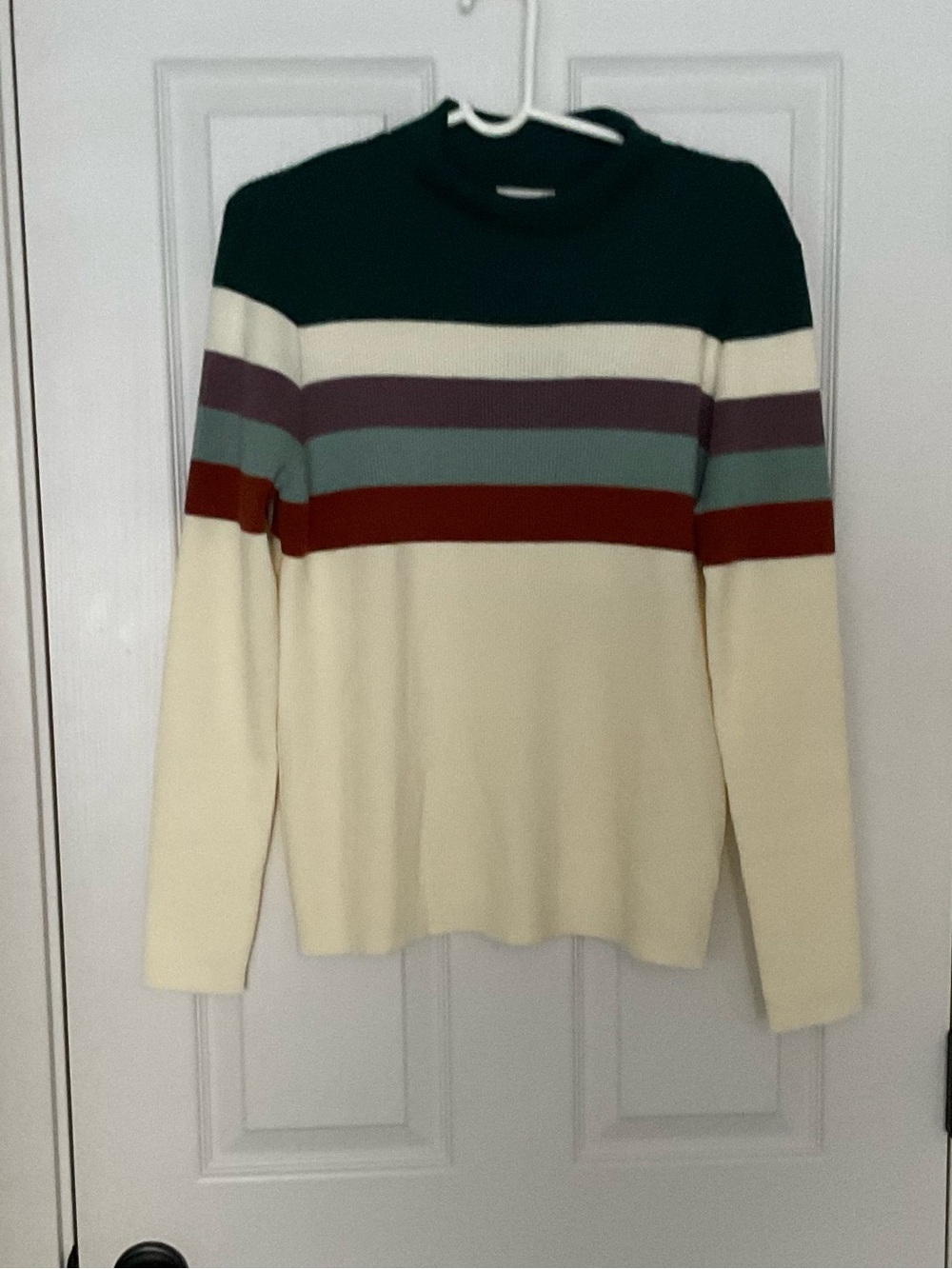 1.4.3. Story by Line Up Colorblock Crewneck Sweater in Cream & Hunter Green
